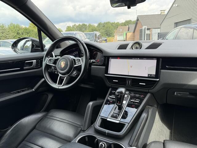 Porsche CAYENNE 3.0 E-Hybrid Sport Chrono | Panoramadak | Camera | Bose | Elektrische Trekhaak | Elektrische Achterklep |