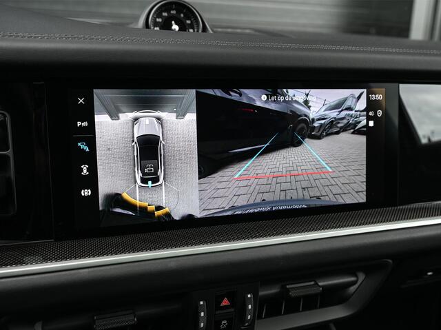Porsche CAYENNE Coupé 3.0 E-Hybrid Sport Design | NL-Auto | Sportuitlaat | Panoramadak | 18 Wegs Memory Seats | 4-Wiel Besturing | 360 Camera | Adaptive Cruise | Stoelverwarming + Ventilatie | Bose | Luchtvering | Sport Chrono | Interieurpakket Carbon | Soft Close |