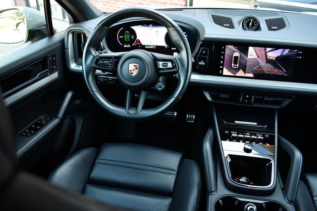 Porsche CAYENNE Coupé 3.0 S E-Hybrid Pano Trekh ACC HUD 360 Chrono 22inch