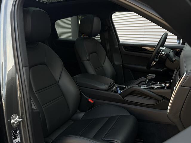 Porsche CAYENNE Coupé 3.0 E-Hybrid I PHEV I Sport-Design Pakket I Pano.dak I Carplay I 42000 km