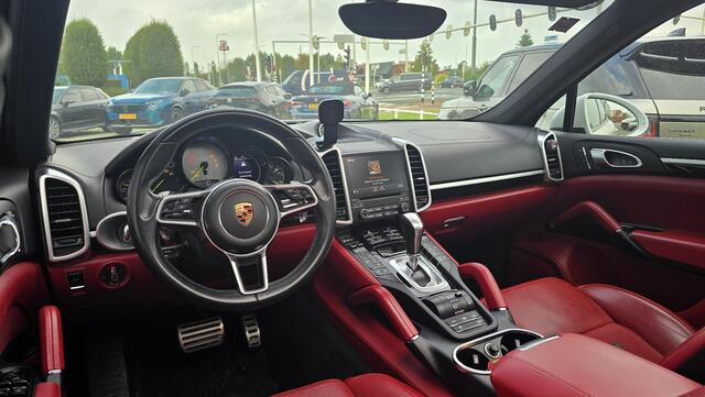 Porsche CAYENNE 3.0 S E-Hybrid Platinum Edition |NAP|1e eigenaar|SportChrono|Pano|Memory