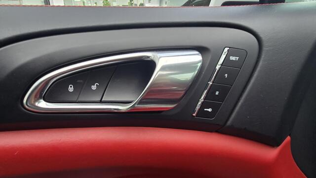 Porsche CAYENNE 3.0 S E-Hybrid Platinum Edition |NAP|1e eigenaar|SportChrono|Pano|Memory