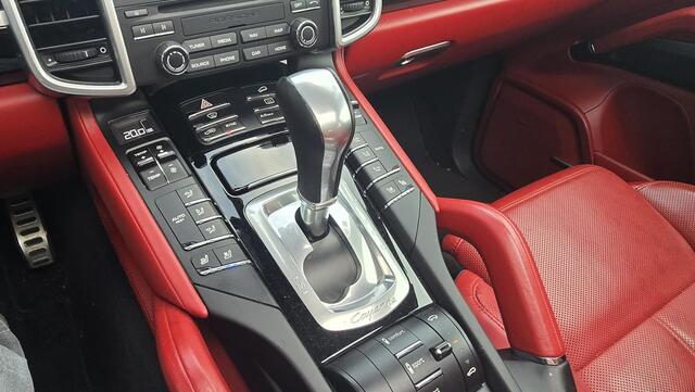 Porsche CAYENNE 3.0 S E-Hybrid Platinum Edition |NAP|1e eigenaar|SportChrono|Pano|Memory