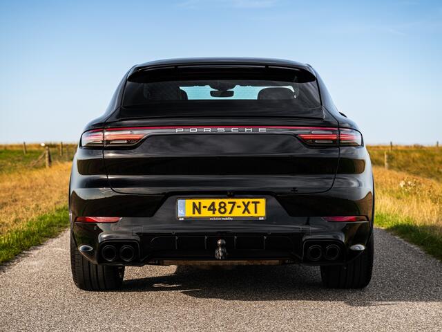 Porsche CAYENNE Coupé 3.0 E-Hybrid Pano Trekhaak 1e eig. NAP