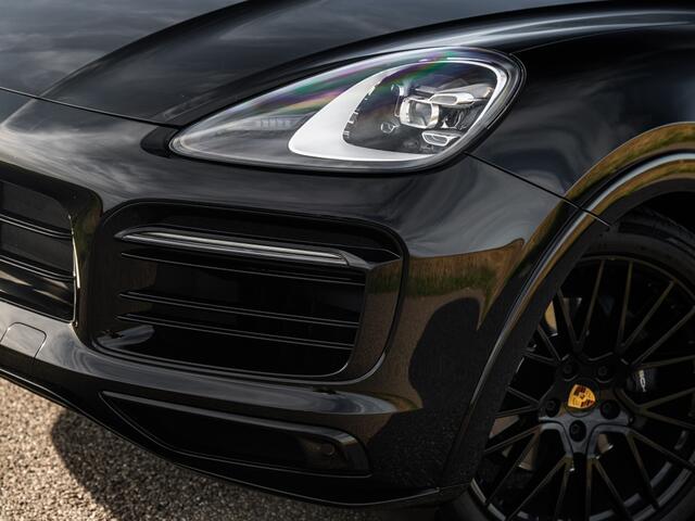 Porsche CAYENNE Coupé 3.0 E-Hybrid Pano Trekhaak 1e eig. NAP