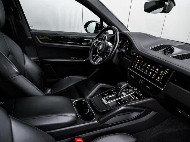 Porsche CAYENNE Coupé 3.0 E-Hybrid Pano Trekhaak 1e eig. NAP