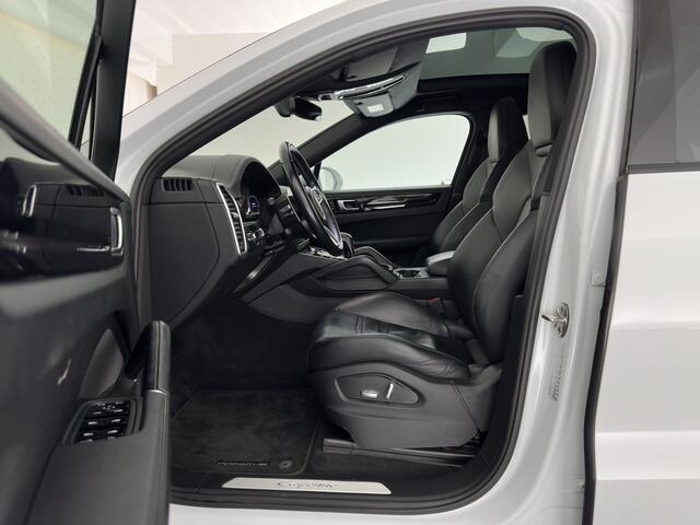 Porsche CAYENNE Coupé 3.0 E-Hybrid (Plug-in) Aut. *PANO | HEAD-UP | SPORT-CHRONO | LEATHER | FULL-LED | TOP-VIEW | AIR-SUSPENSION | BOSE-SOUND | HEATED-COMFORTSEATS | NAVI-FULLMAP | PRIVACY-GLASS | SHIFT-PADDLES | ECC | PDC | 21''ALU*