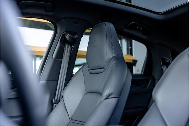 Porsche CAYENNE Coupé 3.0 E-Hybrid - BTW | Sport Chrono + | Panorama | Passenger Display | Bose | Stoelkoeling