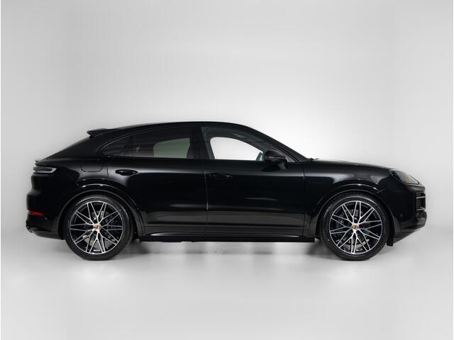 Porsche CAYENNE Coupé E-Hybrid Black Edition