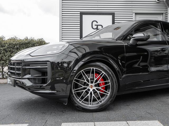 Porsche CAYENNE Coupé 3.0 E-Hybrid | SportDesign | Luchtvering | Sportuitlaat | BOSE |