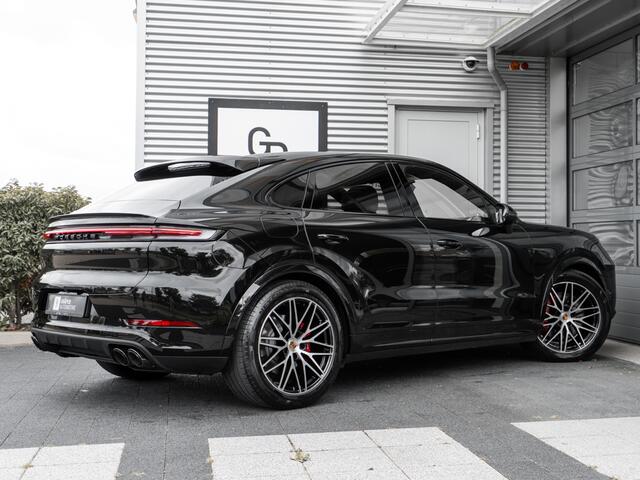 Porsche CAYENNE Coupé 3.0 E-Hybrid | SportDesign | Luchtvering | Sportuitlaat | BOSE |