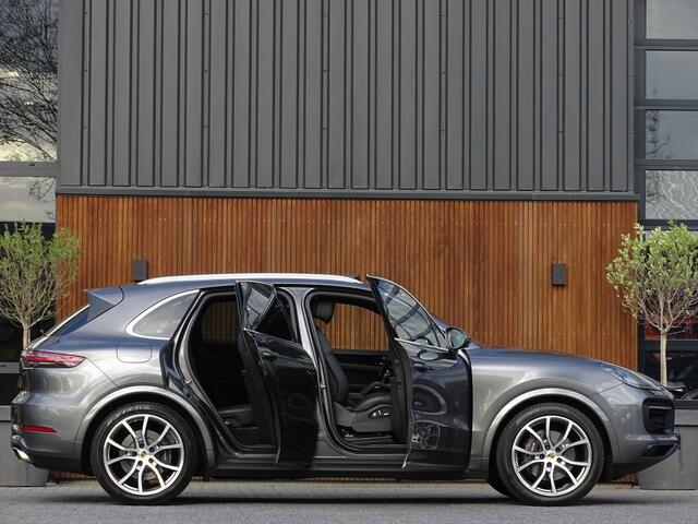 Porsche CAYENNE 3.0 E-Hybrid 462PK / sportDesign / softclose / Bose / BTW / 360°