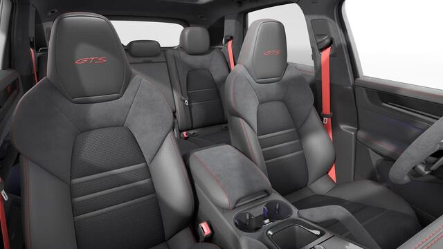 Porsche CAYENNE GTS