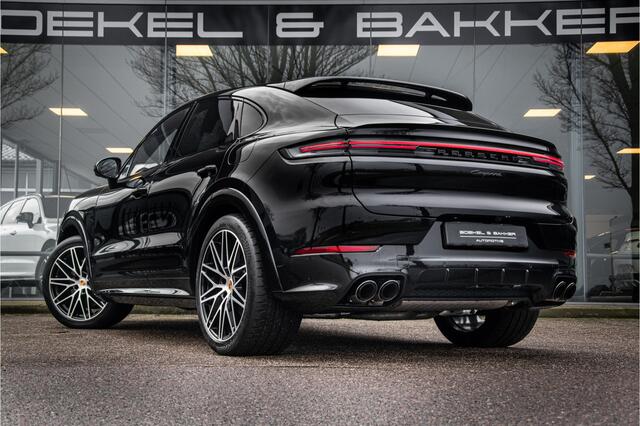 Porsche CAYENNE Coupé 3.0 E-Hybrid ** Sport Design ** Luchtvering ** 18-weg ** HUD ** BOSE ** Sportuitlaat ** Sport Chrono ** Matrix ** Achterasbesturing ** Panodak