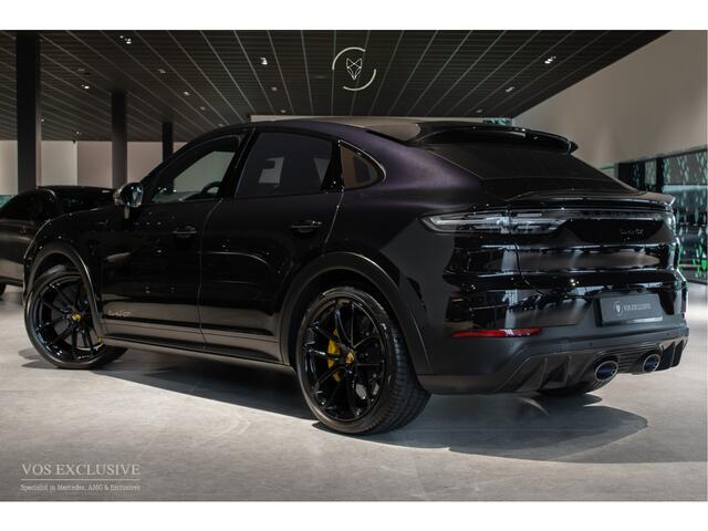 Porsche CAYENNE Coupé 4.0 Turbo GT Carbon|Manufaktur|Ceramic|Burmester 3D|Stoelventilatie|18-voudig|Innodrive|Softclose|360°|Keyless|HUD|Approved t/m 06-08-2027|New service