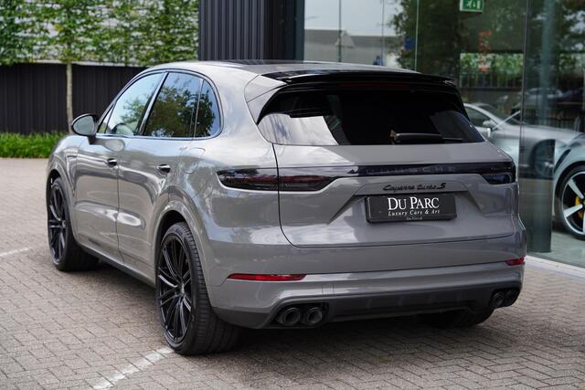 Porsche CAYENNE 4.0 Turbo S E-Hybrid / Keramische Remmen / Sport Chrono