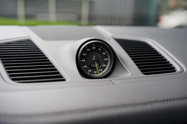Porsche CAYENNE 4.0 Turbo S E-Hybrid / Keramische Remmen / Sport Chrono