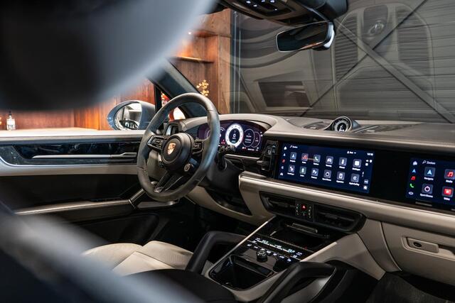 Porsche CAYENNE 3.0 E-Hybrid Black Edition Achterasbesturing | Stoelventilatie V+A | Passenger Display | Race-Tex