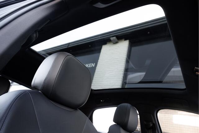 Porsche CAYENNE Coupé 3.0 E-Hybrid Black Sport Design Orig. NL - Soft Close - Bose