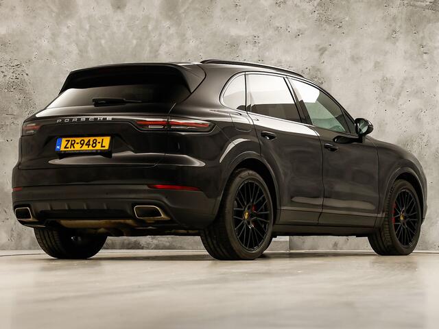 Porsche CAYENNE 3.0 E-Hybrid Sport 463Pk (SPORTCHRONO PAKKET, LUCHTVERING, SOH 95%, BLACK PACK, APPLE CARPLAY, MEMORY SEATS, STOELVERWARMING, GETINT GLAS, CAMERA, NIEUWSTAAT)