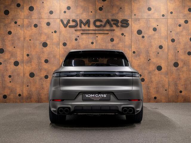 Porsche CAYENNE 4.0 Turbo E-Hybrid | PCCB | Carbon | Burmester | Massage | PDCC | InnoDrive |