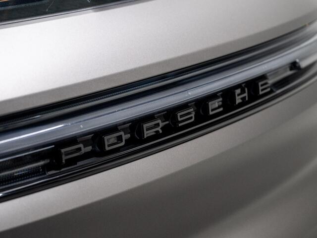 Porsche CAYENNE 4.0 Turbo E-Hybrid | PCCB | Carbon | Burmester | Massage | PDCC | InnoDrive |