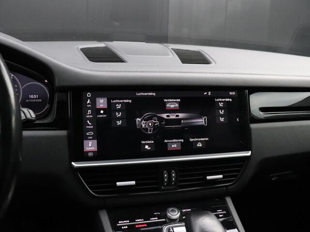 Porsche CAYENNE 3.0 | LEDER | MEMORY | TREKHAAK | BOSE | PANO-DAK | STOELVERW. | CAMERA | NAVI | CRUISE |