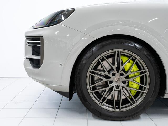 Porsche CAYENNE Turbo E-Hybrid