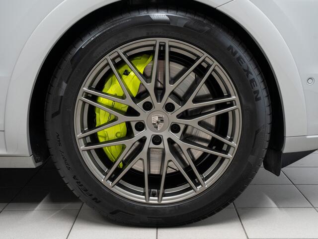 Porsche CAYENNE Turbo E-Hybrid