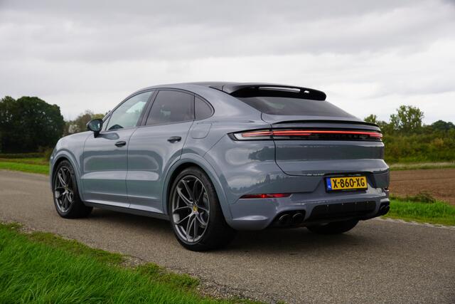 Porsche CAYENNE Coupé 3.0 E-Hybrid / BTW / Light Weight Pack / Pepita Bekleding