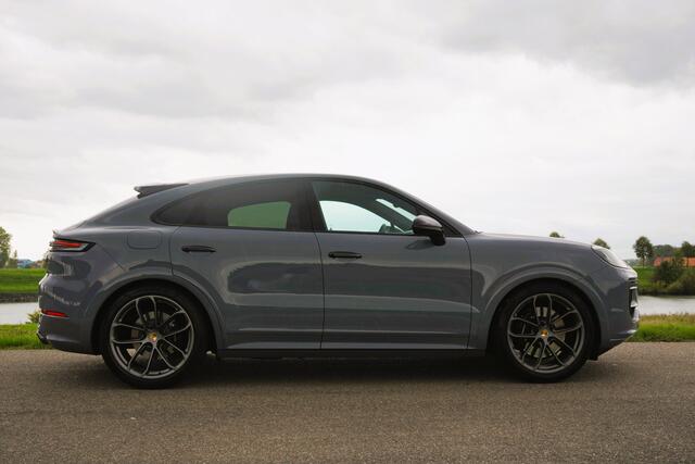 Porsche CAYENNE Coupé 3.0 E-Hybrid / BTW / Light Weight Pack / Pepita Bekleding