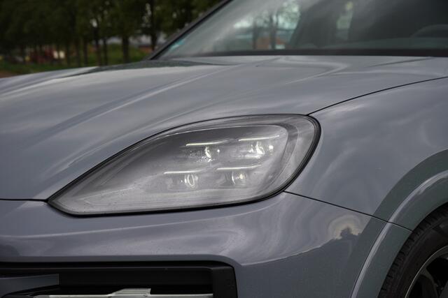 Porsche CAYENNE Coupé 3.0 E-Hybrid / BTW / Light Weight Pack / Pepita Bekleding
