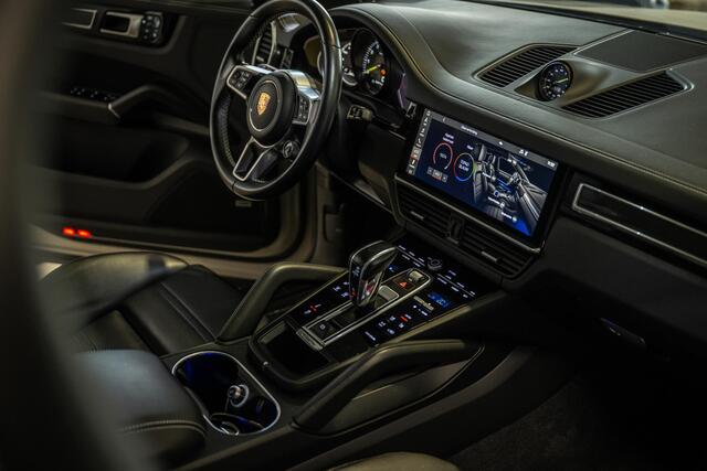 Porsche CAYENNE Coupé 3.0 E-Hybrid