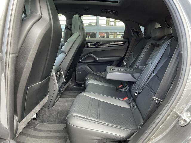 Porsche CAYENNE Coupé 3.0 E-Hybrid | Panoramadak | Bose | Luchtvering |