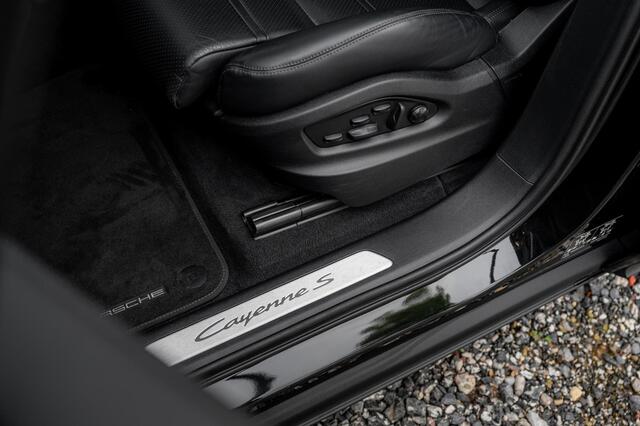 Porsche CAYENNE 3.0 S E-Hybrid |Inno|360|HUD|SpoUitl|AchBest