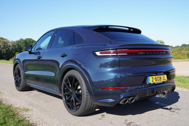 Porsche CAYENNE Coupé 3.0 E-Hybrid / BTW / Sport Design / Pano / Trekhaak / Sport Chrono / Adaptief Cruise /