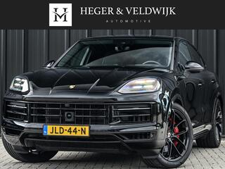 Porsche CAYENNE Coupé 3.0 E-Hybrid Black Edition | Sport