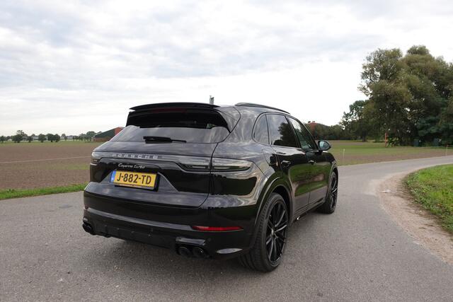 Porsche CAYENNE 4.0 Turbo | FULL OPTION | Softclose | Panoramadak | Trekhaak | Massage | PSCB | PASM | Achterasbesturing | BOSE | – foto 7