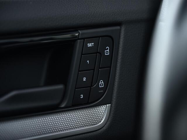 Porsche CAYENNE Coupé 3.0 E-Hybrid | Panoramadak | NL-Auto | Dealeronderhouden | Sport Chrono | Bose | Memory Seats | Stoelverwarming + Ventilatie | Luchtvering | Stuurverwaming | Trekhaak | – foto 10