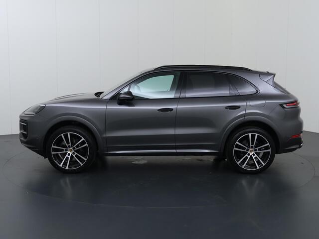 Porsche CAYENNE 3.0 E-Hybrid | Luchtvering | Sport-Uitlaat | Trekhaak | Sport-Design-Zwart | GT-Sportstuur | Panormadak | Stoelverwarming/Ventilatie | Surround View | SoftClose | HUD | 18-Wegs en Memory | SportChrono | Adaptieve Cruise Control | Matrix-LED | – foto 5