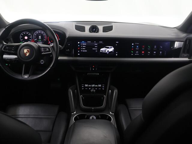 Porsche CAYENNE 3.0 E-Hybrid | Luchtvering | Sport-Uitlaat | Trekhaak | Sport-Design-Zwart | GT-Sportstuur | Panormadak | Stoelverwarming/Ventilatie | Surround View | SoftClose | HUD | 18-Wegs en Memory | SportChrono | Adaptieve Cruise Control | Matrix-LED | – foto 8