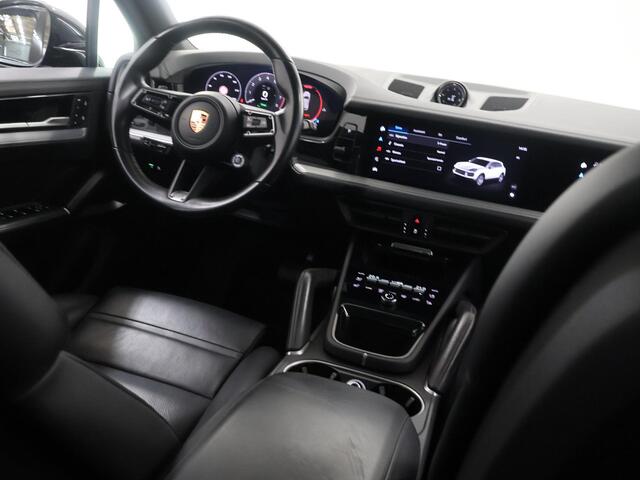 Porsche CAYENNE 3.0 E-Hybrid | Luchtvering | Sport-Uitlaat | Trekhaak | Sport-Design-Zwart | GT-Sportstuur | Panormadak | Stoelverwarming/Ventilatie | Surround View | SoftClose | HUD | 18-Wegs en Memory | SportChrono | Adaptieve Cruise Control | Matrix-LED | – foto 9