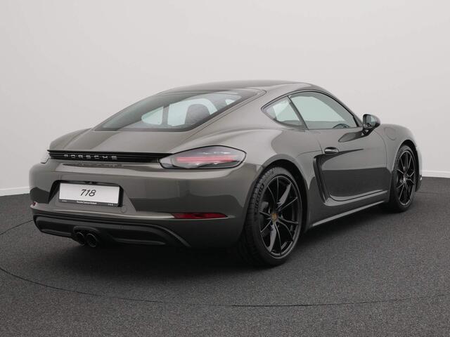 Porsche CAYMAN 718