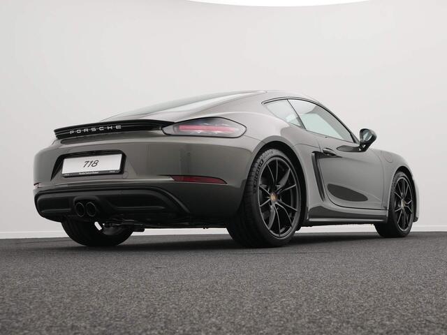Porsche CAYMAN 718