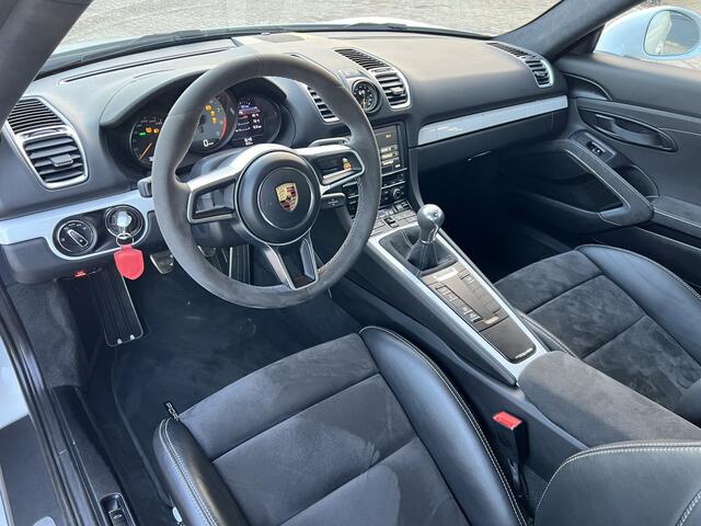 Porsche CAYMAN GT4 3.8