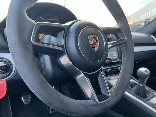 Porsche CAYMAN GT4 3.8