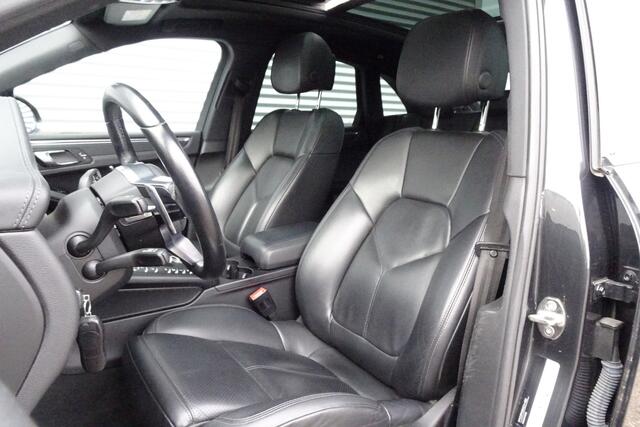 Porsche MACAN 2.0 TURBO LUCHTVERING LEDER SPORT CHRONO PANARAMADAK 20 INCH XENON SPORTUITLAAT