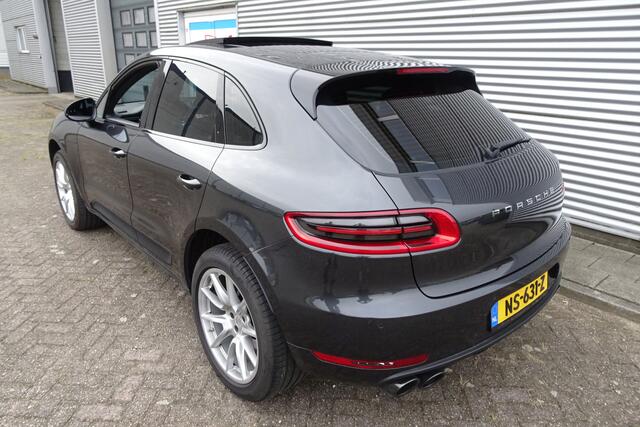 Porsche MACAN 2.0 TURBO LUCHTVERING LEDER SPORT CHRONO PANARAMADAK 20 INCH XENON SPORTUITLAAT