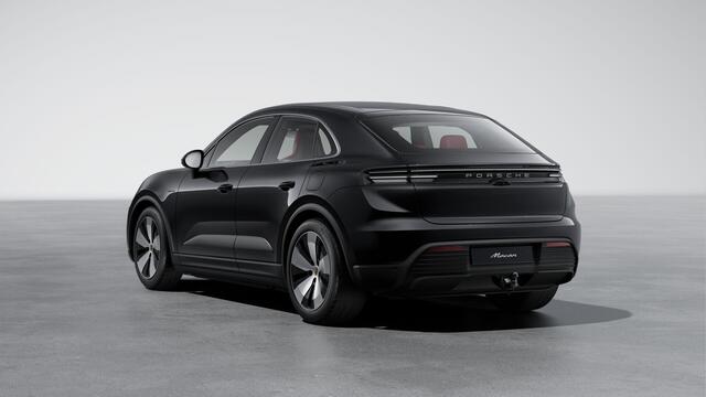 Porsche MACAN 4