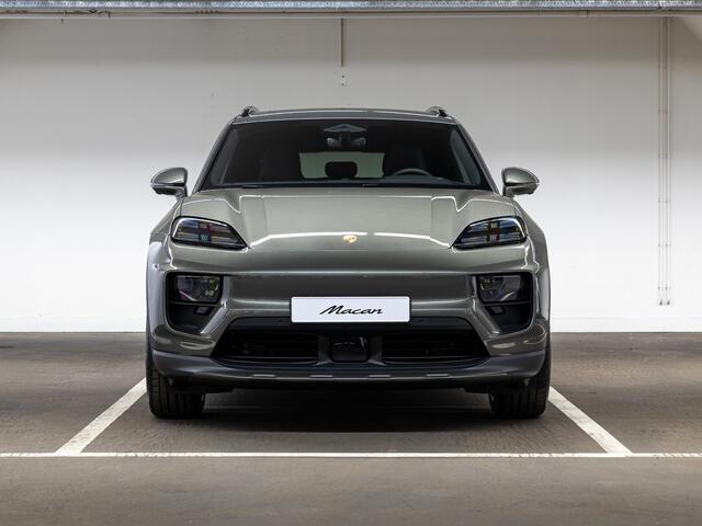Porsche MACAN 4